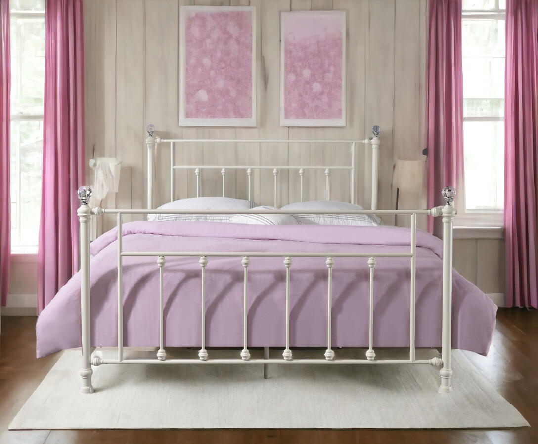 Bedrooms Bedrooms